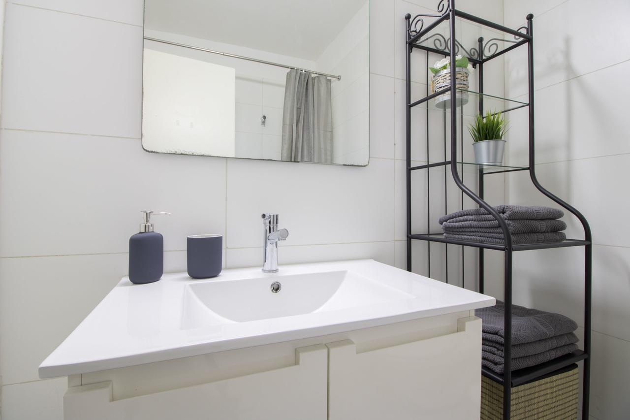 Sweethome26 Luxury Apt Close To The Beach & Free Parking Tel Aviv Exterior foto